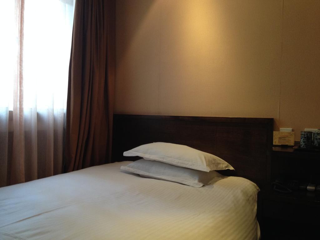 Baolong Homelike Hotel - Henglong Hotel Jingan Exterior foto
